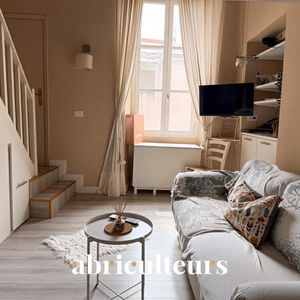 Property in Carre d'Argent