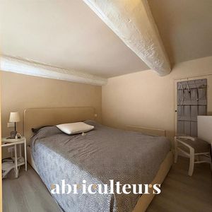 Property in Carre d'Argent