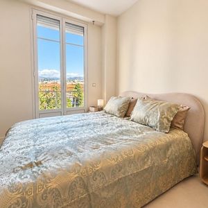 Property in Carre d'Argent