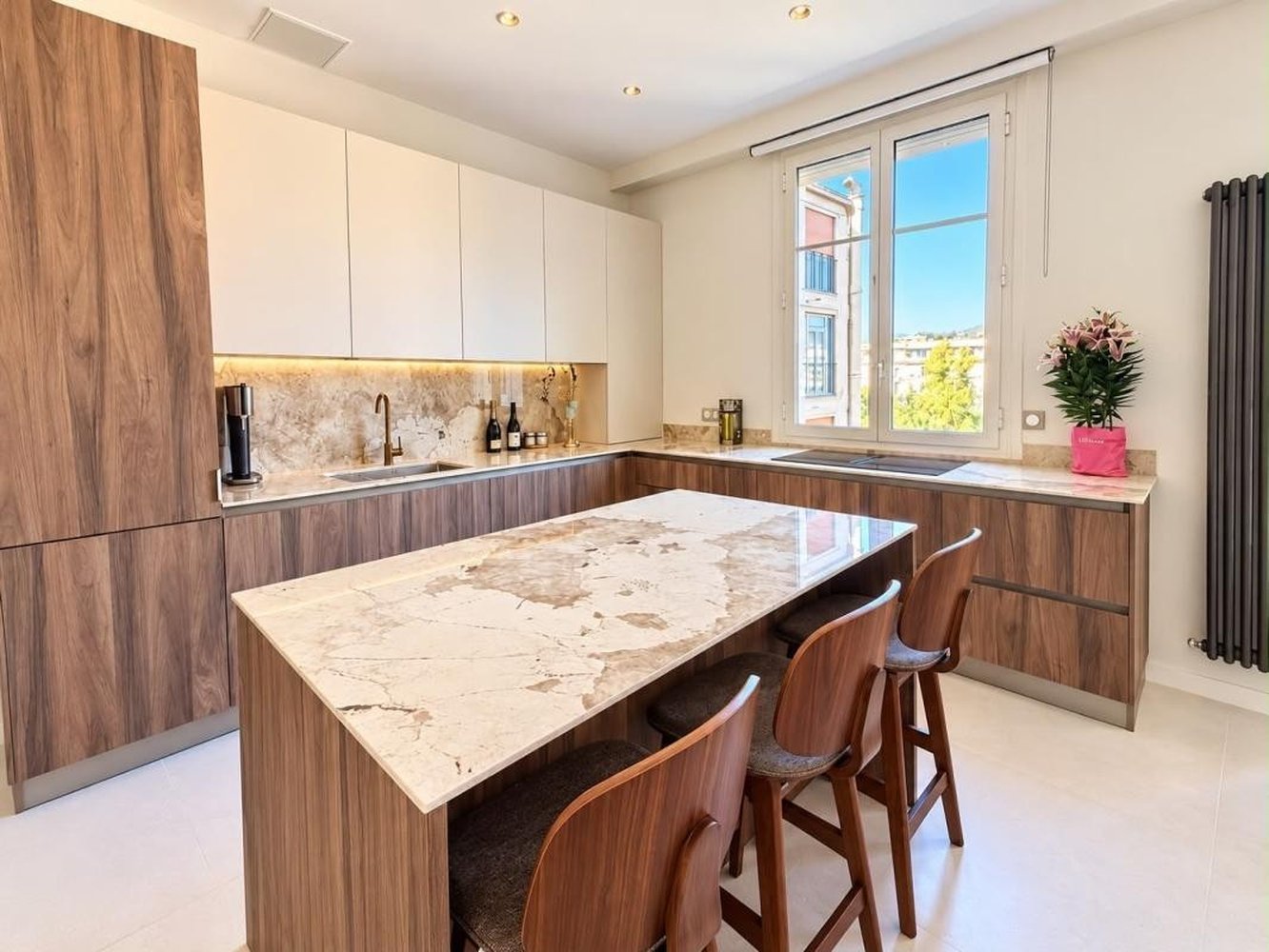 Property photo in Carre d'Argent