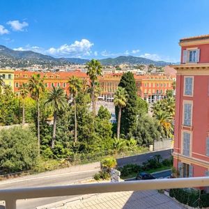 Property in Carre d'Argent