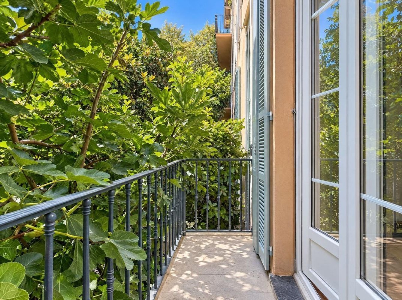 Property photo in Carre d'Argent