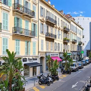 Property in Carre d'Argent