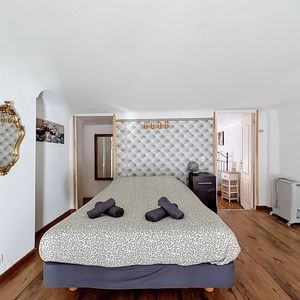 Property in Carre d'Argent