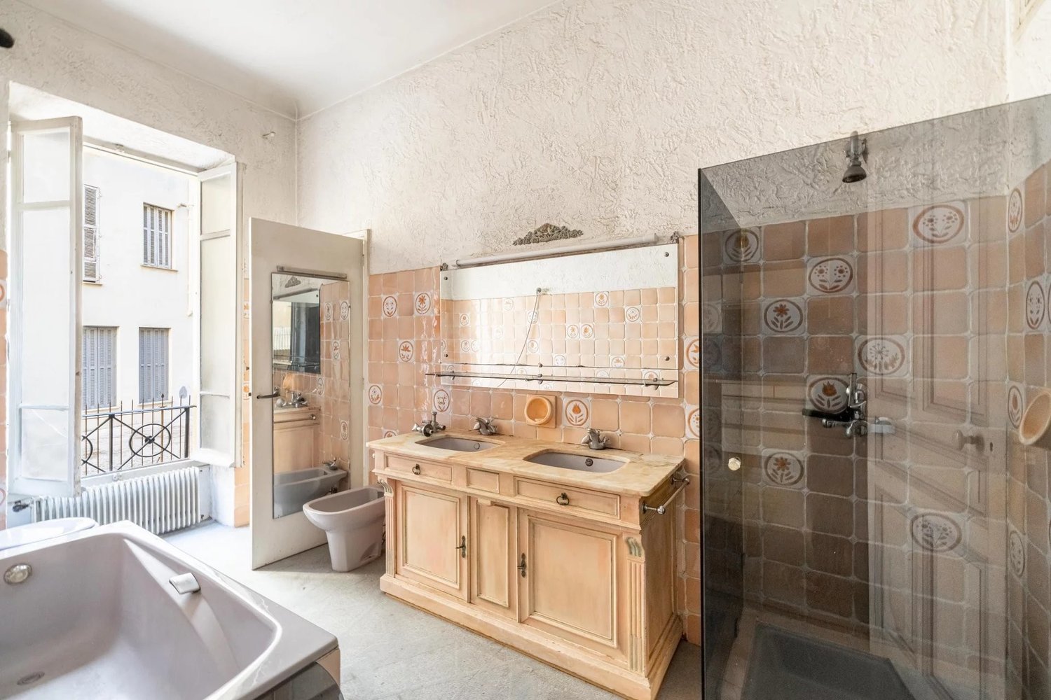 Property photo in Carre d'Argent