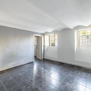 Property in Carre d'Argent