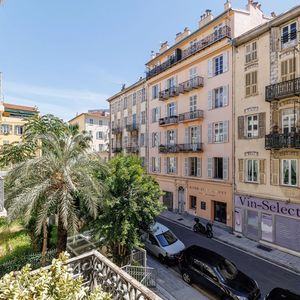 Property in Carre d'Argent