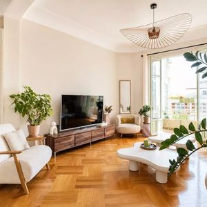 Property in Carre d'Or