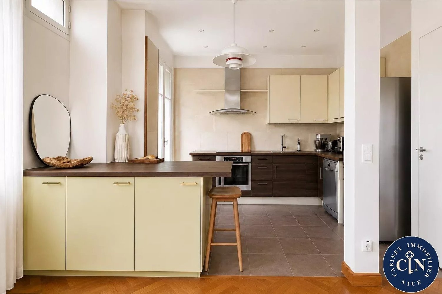 Property photo in Carre d'Or