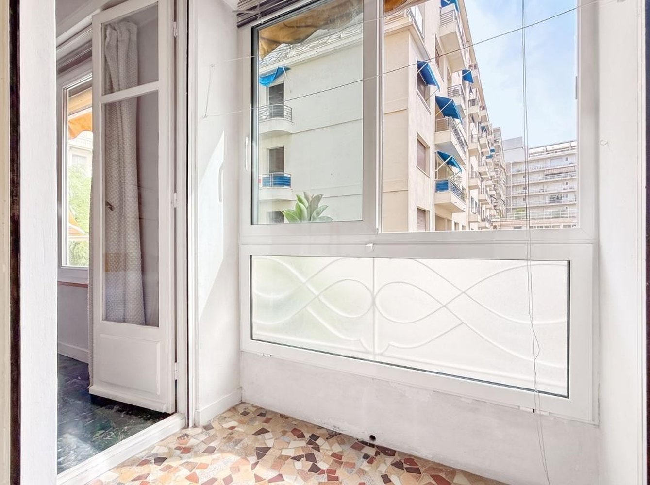 Property photo in Carre d'Or
