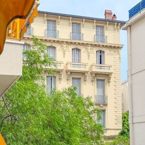 Property in Carre d'Or
