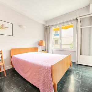Property in Carre d'Or