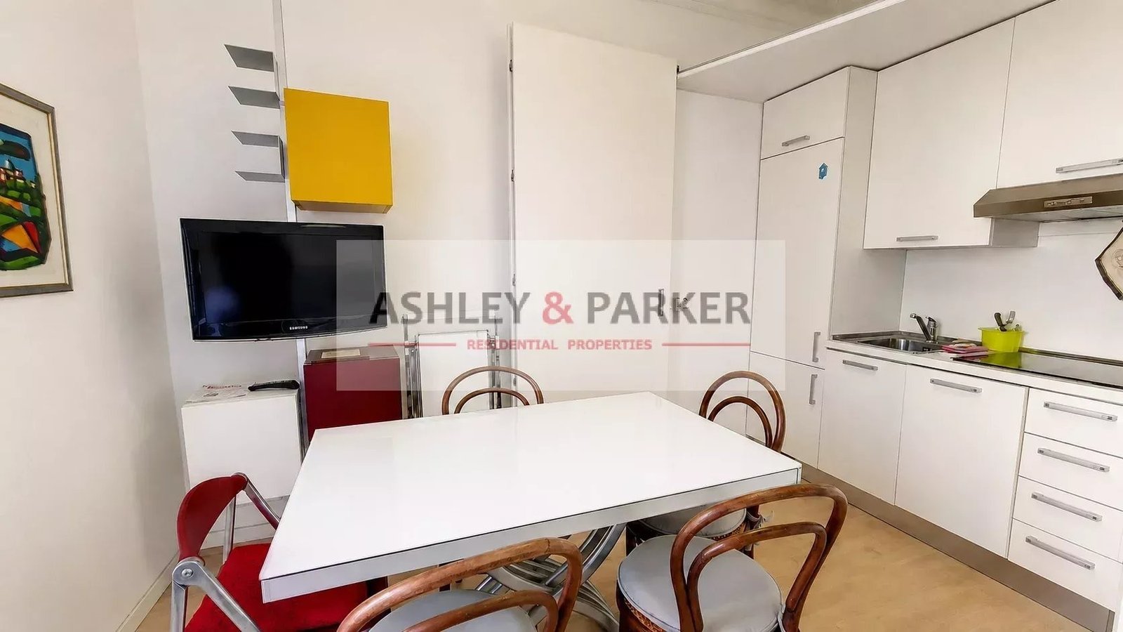 Property photo in Carre d'Or