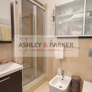 Property in Carre d'Or