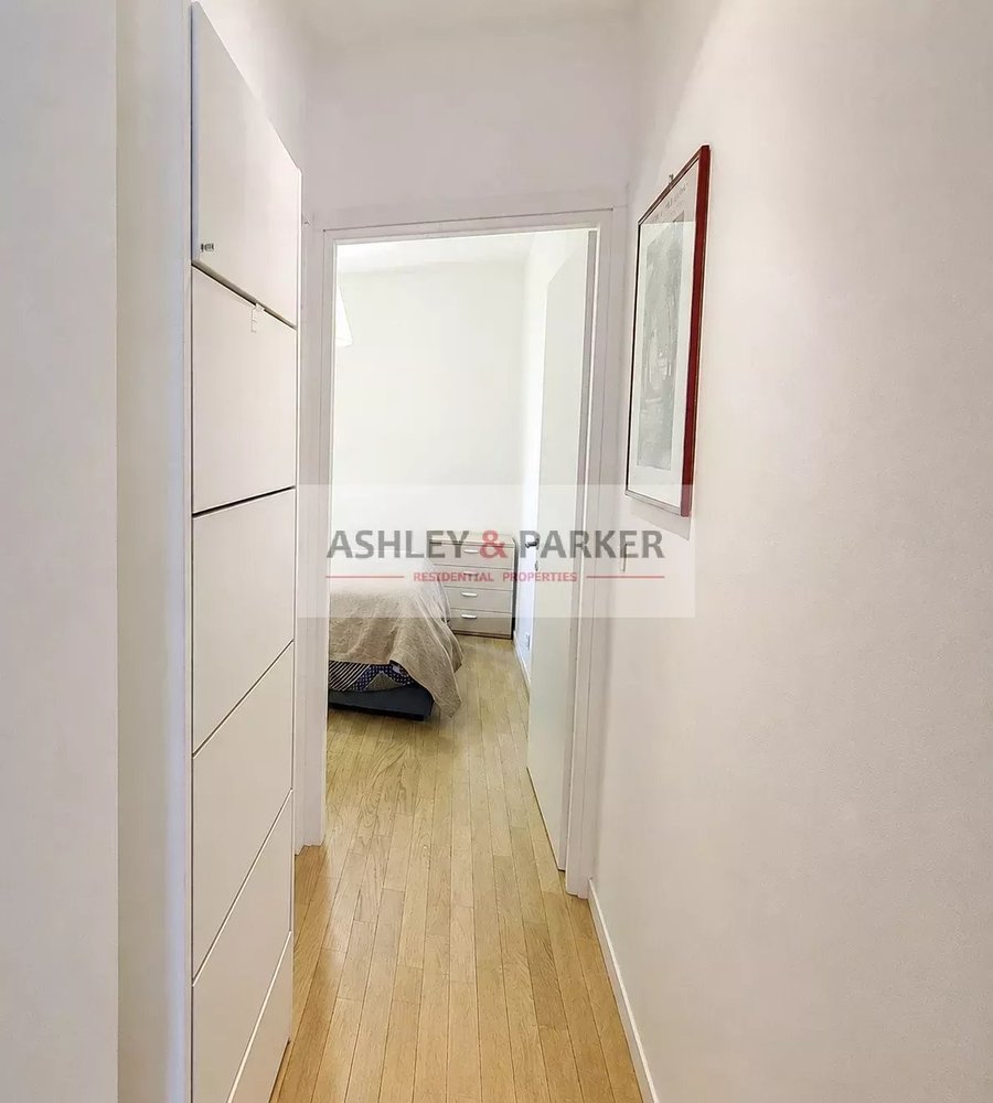 Property photo in Carre d'Or