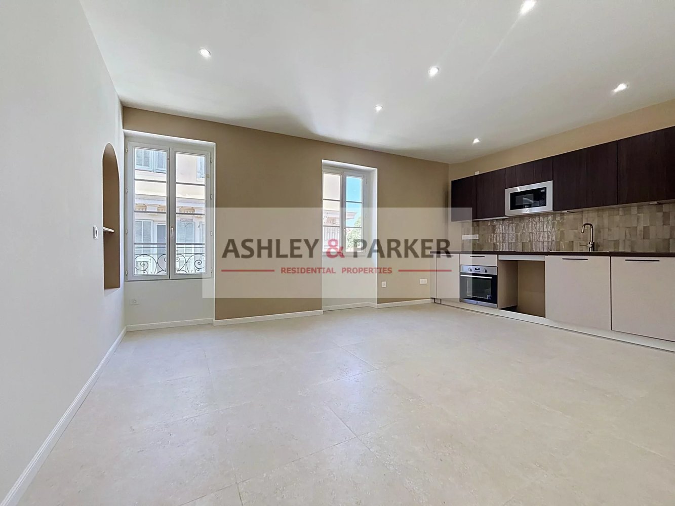 Property photo in Carre d'Or