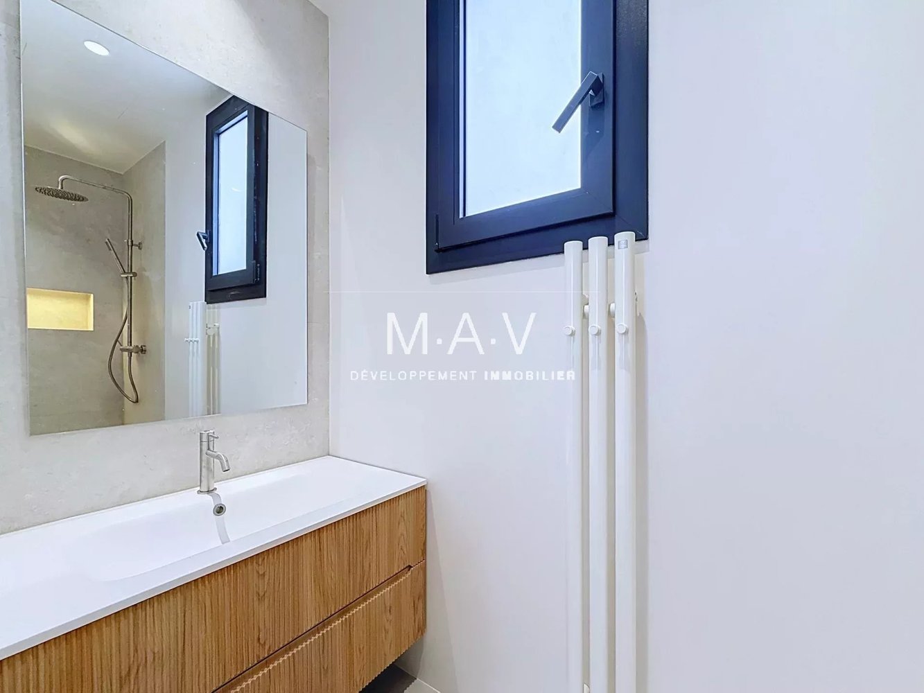 Property photo in Carre d'Or