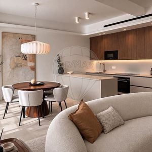 Property in Carre d'Or