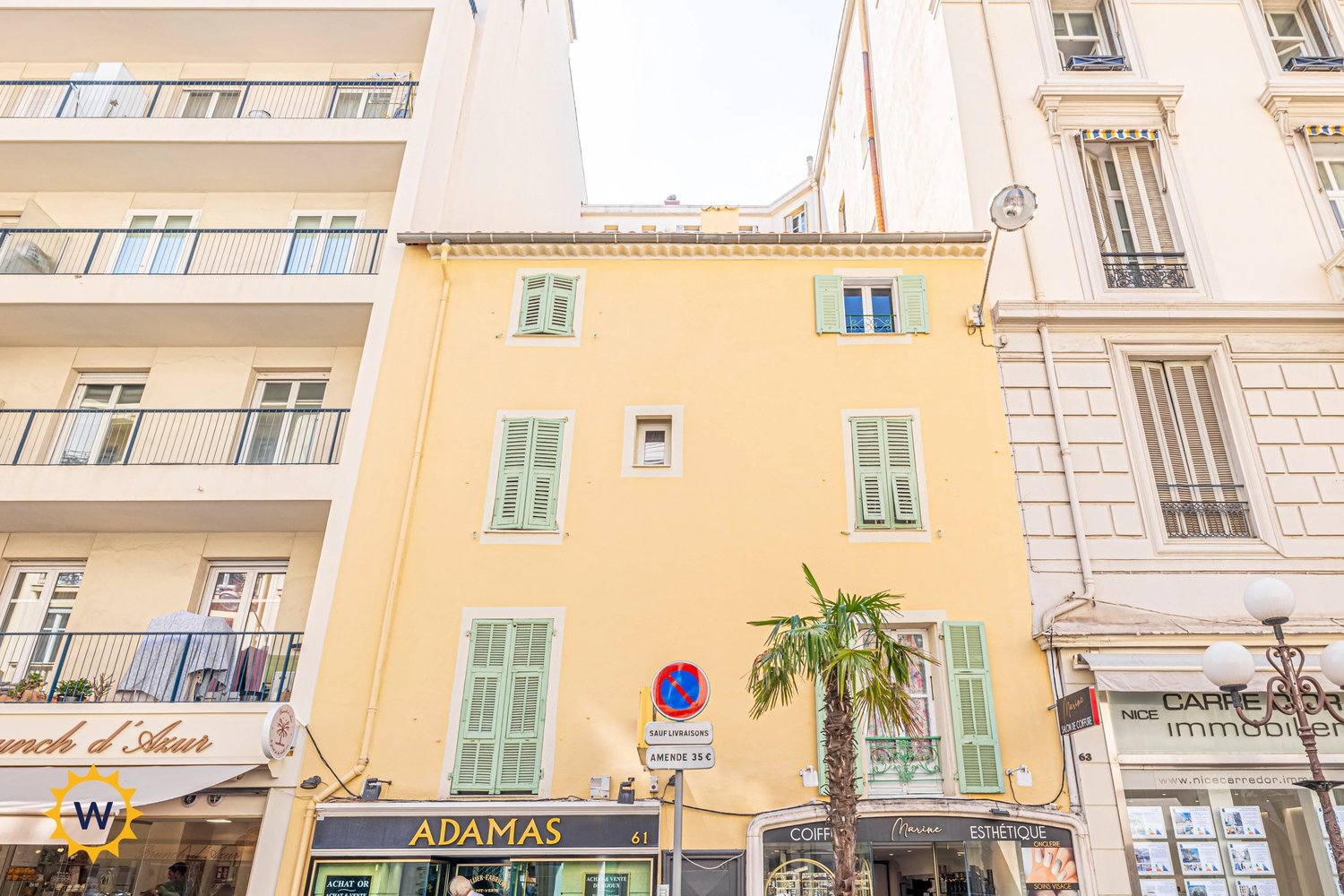 Property photo in Carre d'Or