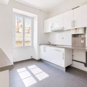 Property in Carre d'Or