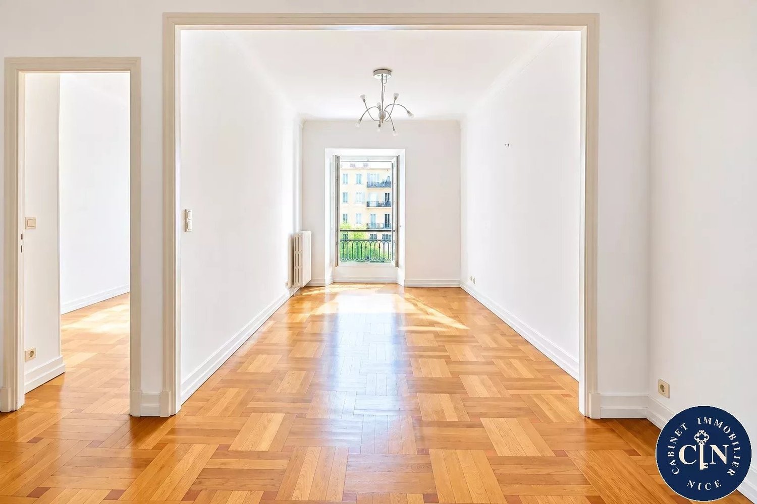 Property photo in Carre d'Or