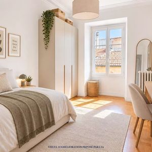 Property in Carre d'Or
