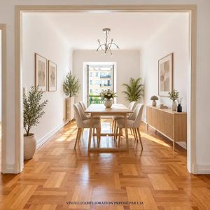 Property in Carre d'Or