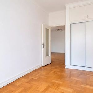 Property in Carre d'Or