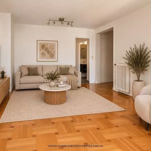 Property in Carre d'Or