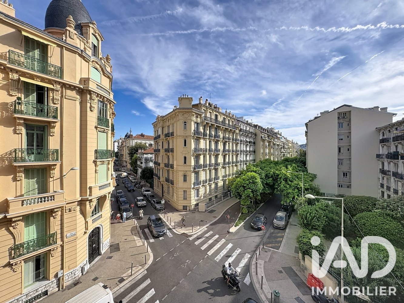 Property photo in Carre d'Or