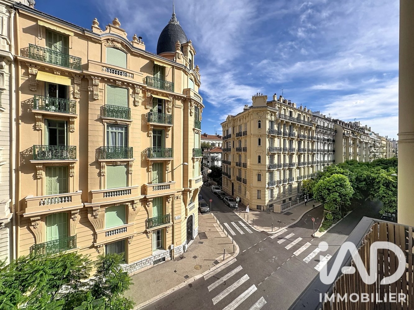 Property photo in Carre d'Or