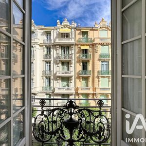 Property in Carre d'Or