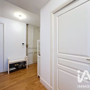 Property in Carre d'Or
