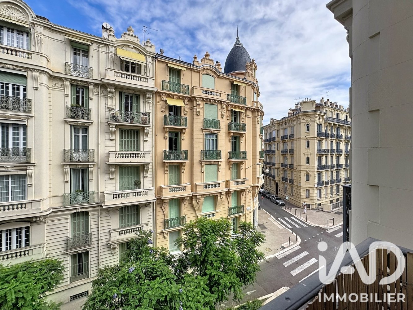 Property photo in Carre d'Or