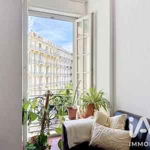 Property in Carre d'Or