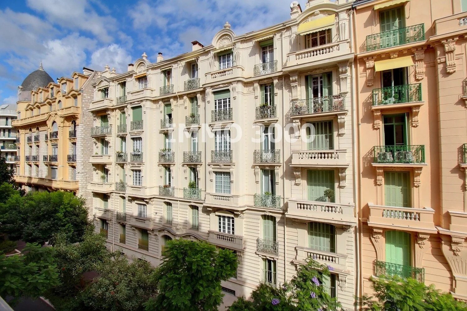 Property photo in Carre d'Or