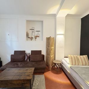 Property in Carre d'Or