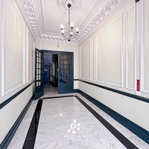 Property in Carre d'Or