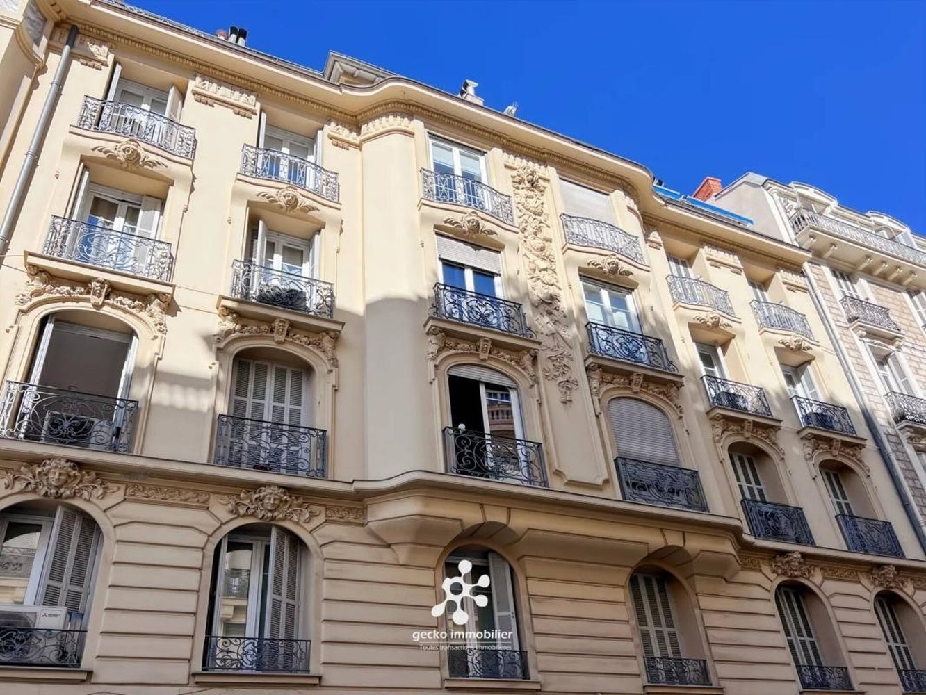 Property photo in Carre d'Or