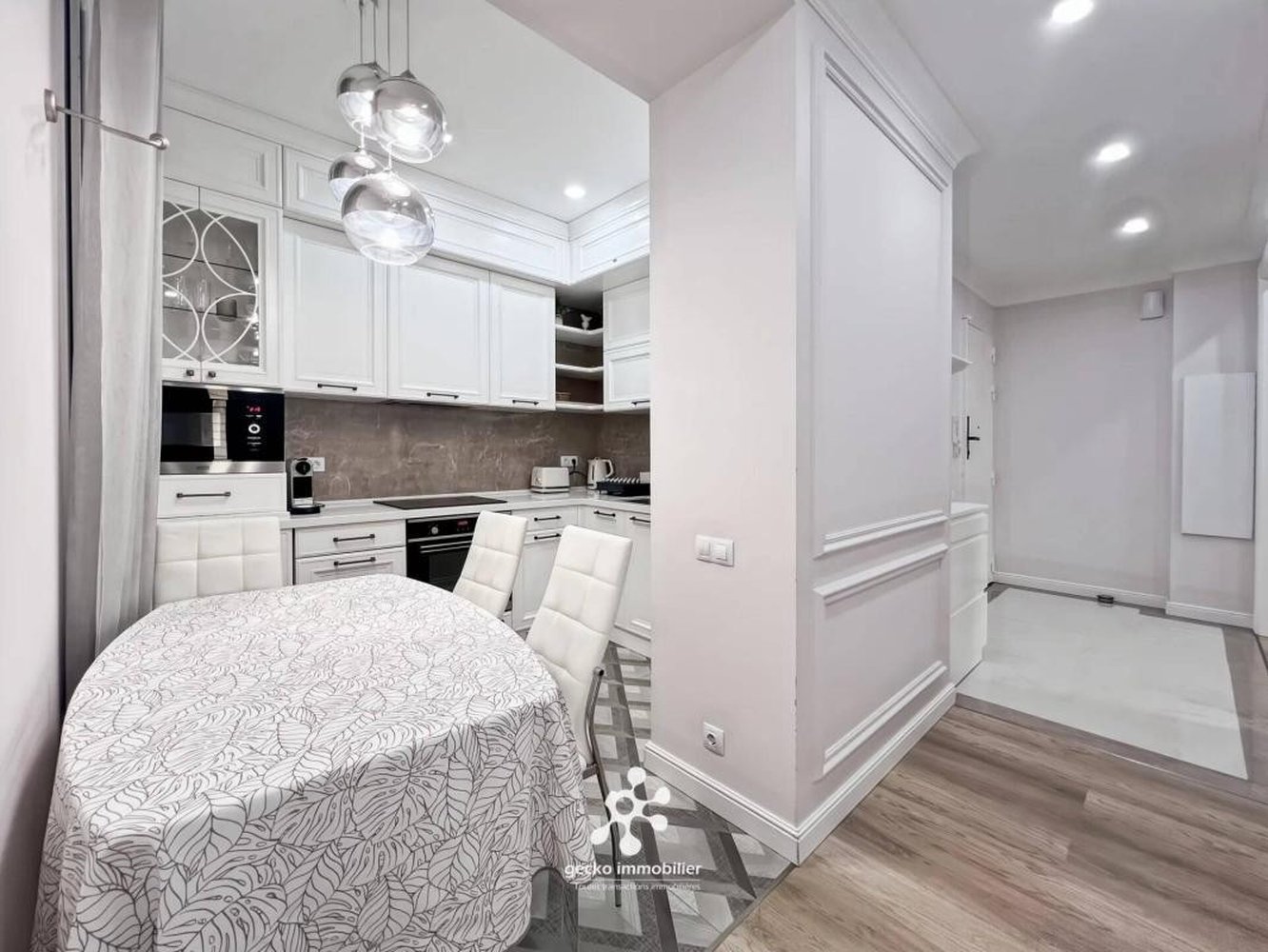 Property photo in Carre d'Or