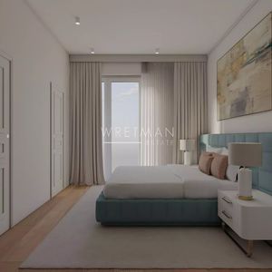 Property in Carre d'Or