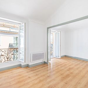 Property in Carre d'Or