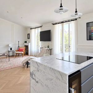 Property in Carre d'Or