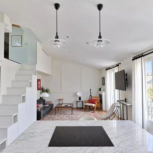 Property in Carre d'Or