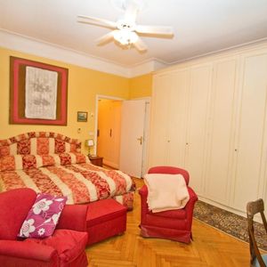 Property in Carre d'Or