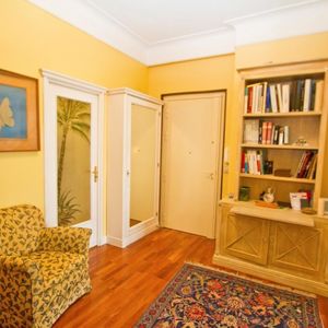 Property in Carre d'Or