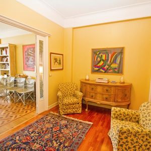 Property in Carre d'Or