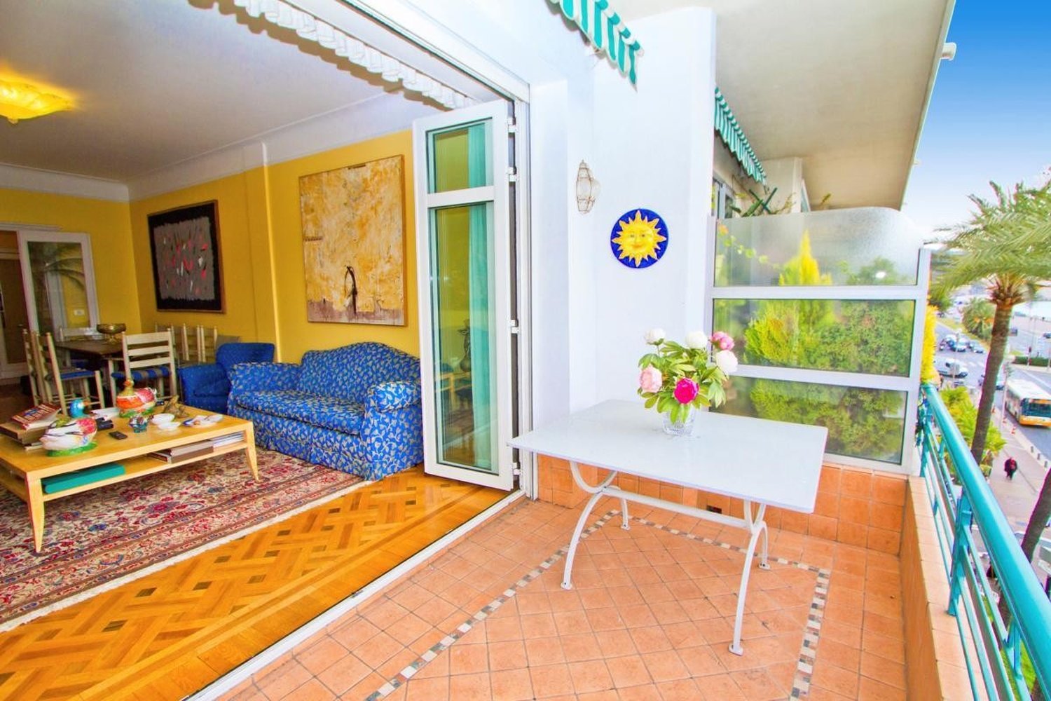Property photo in Carre d'Or