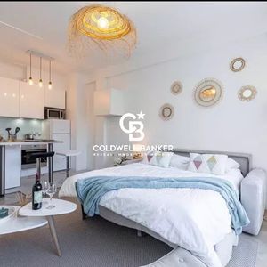Property in Carre d'Or