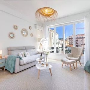 Property in Carre d'Or